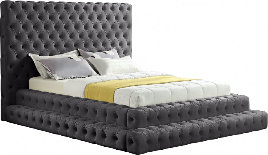 Levels Velvet Bed