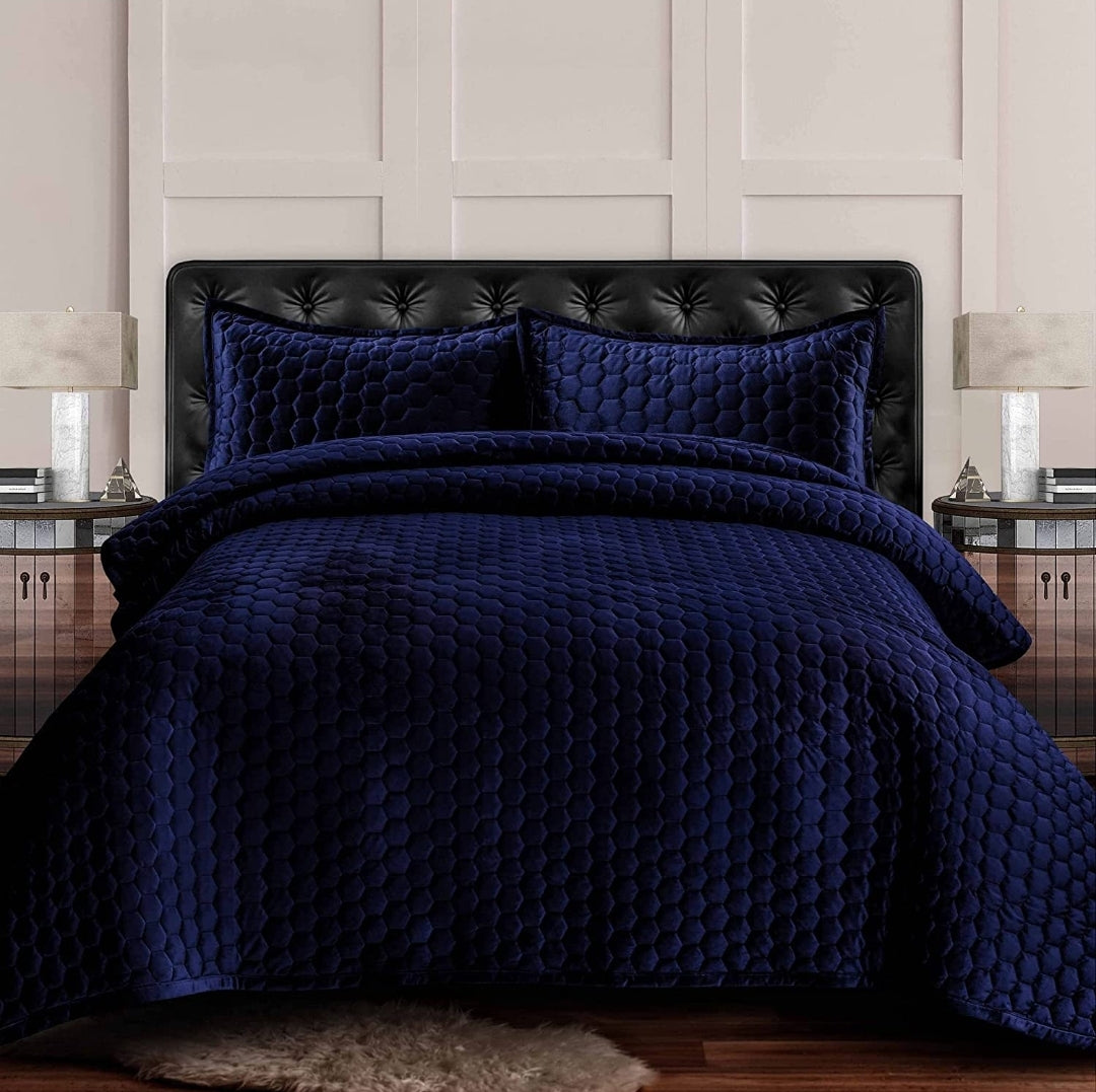 Luxurious Velvet Bedding Set